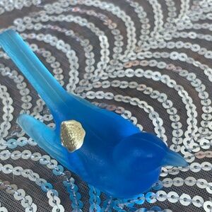 Vintage westmoreland Blue Glass Bird Figurine
